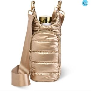 NWOT Wanderfull Hydrobag Gold Shiny